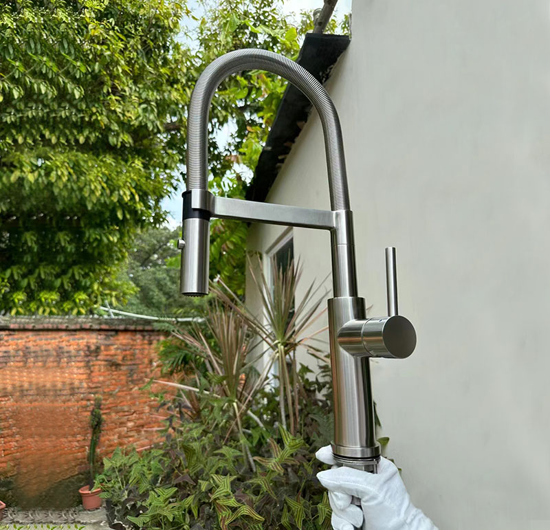 the advantages of stainless steel faucets