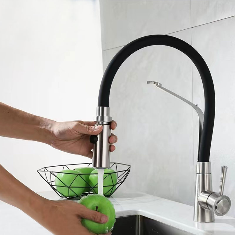 Black Rubber Kitchen Sink Faucet With Pull Down Sprayer-YSKF042